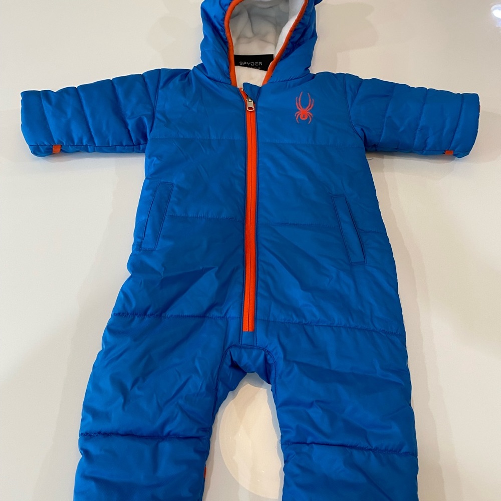 Spyder snowsuit size:-12month
